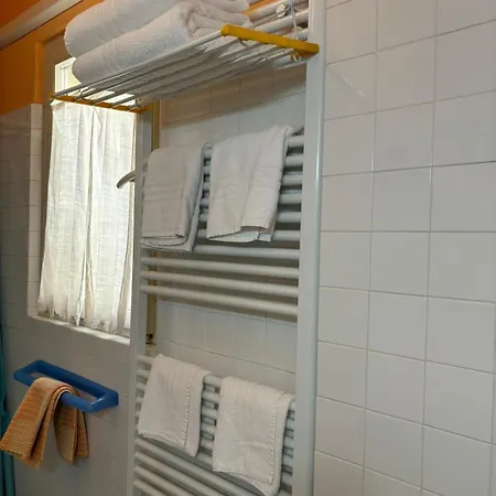 Apartamento F A L S T A F F