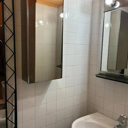 F A L S T A F F * Πάρμα